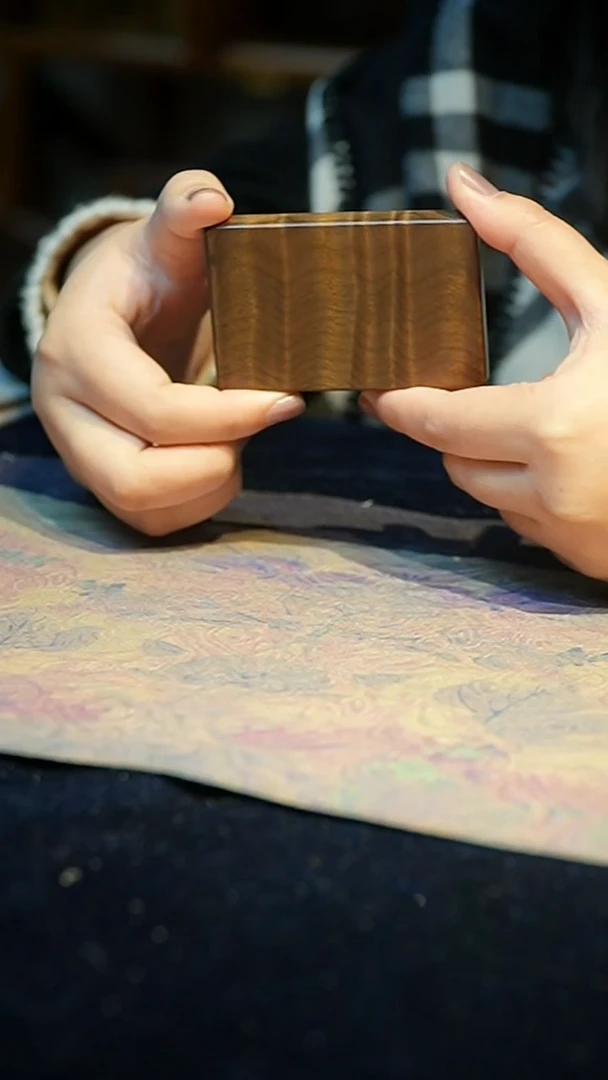 金丝楠阴沉木水波纹牌子