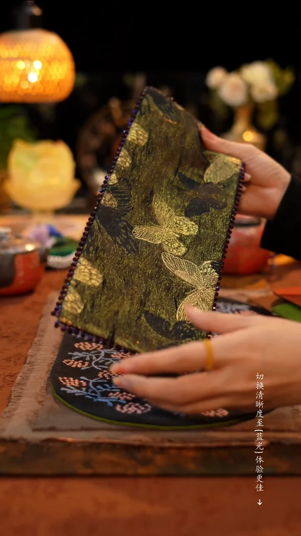 ·················