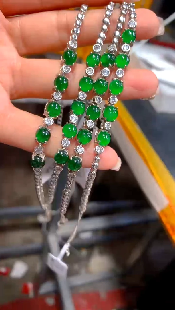 【闪购商品】定制翡翠未镶嵌56-多样性发货（发其一）