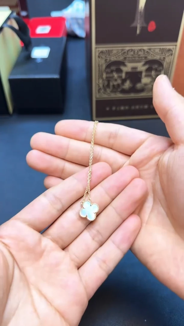 瓷片全新正品一件不留@@WE1209