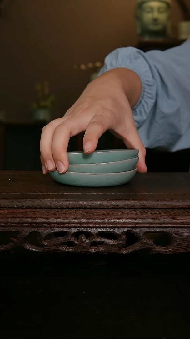 摆件望*?仿古手工风华碟