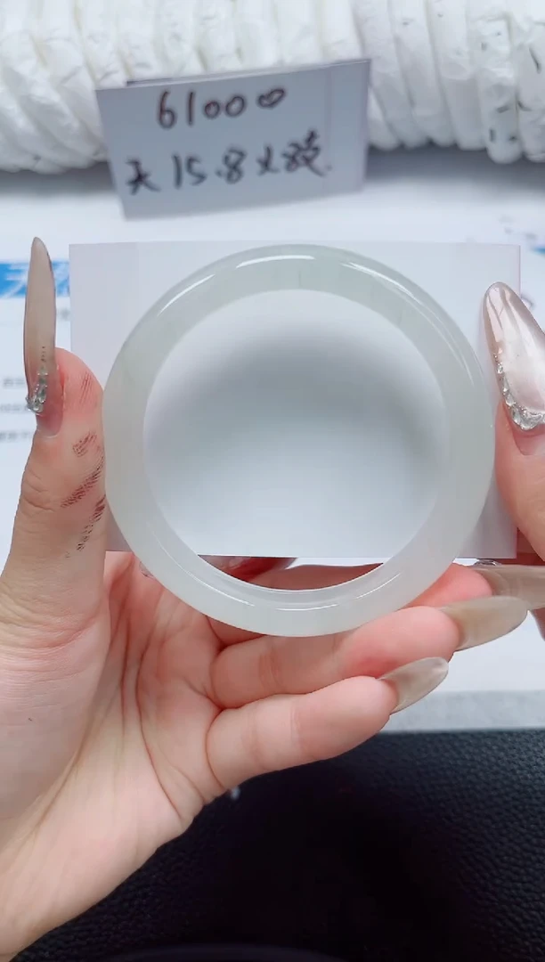 未镶嵌手镯石英质玉150-58/59