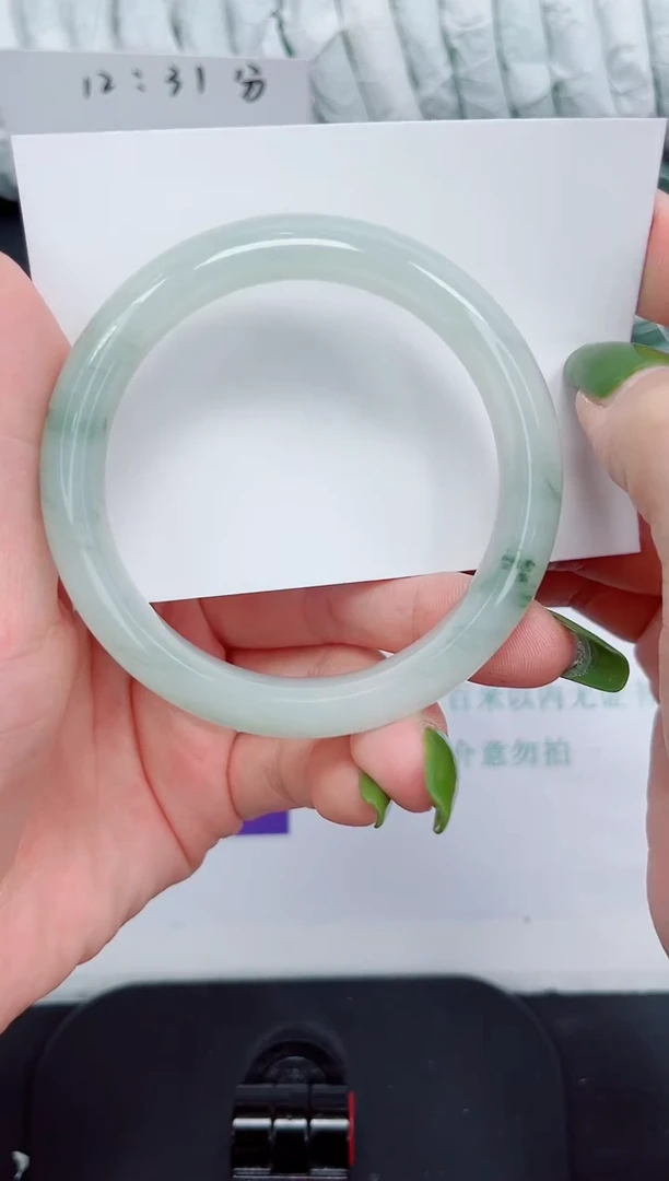 石英岩玉手镯未镶嵌24-58.4