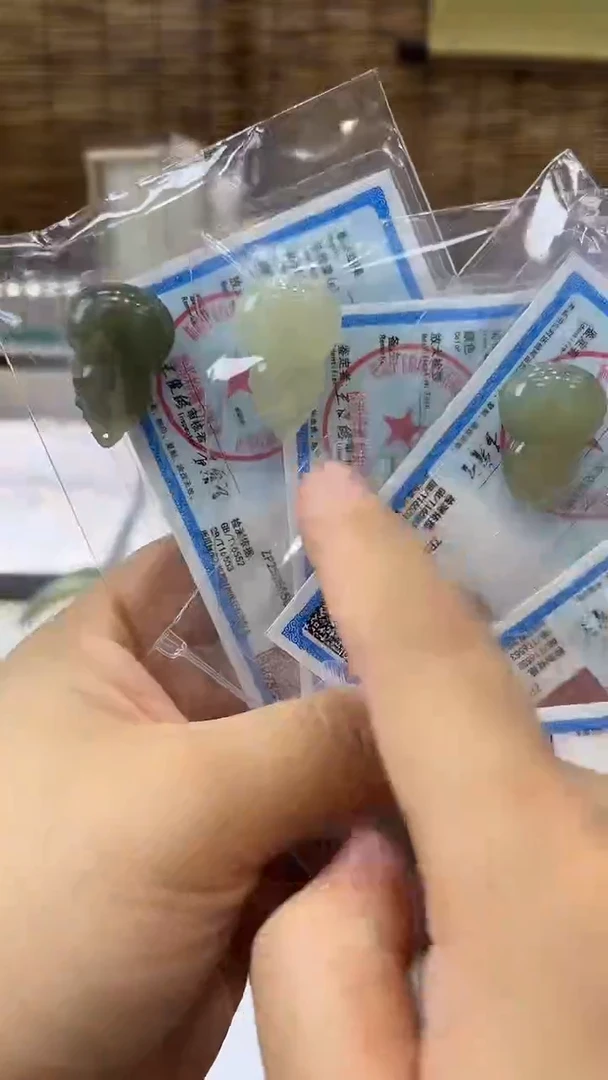 和田玉未镶嵌颈饰福禄吊坠（发其一）