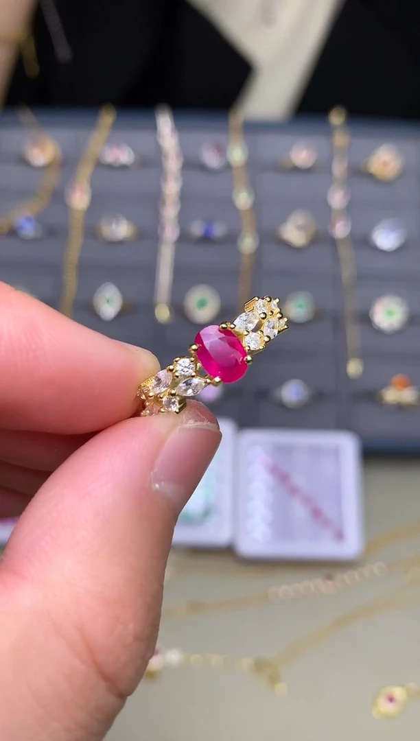 银S925镶嵌戒指红宝石戒指