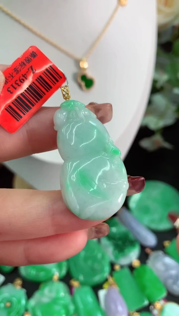 【闪购商品】翡翠吊坠(不含链)18K金镶嵌挂件
