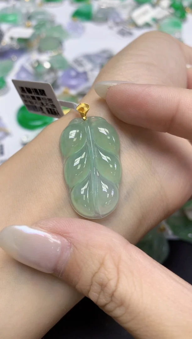 颈饰18K金镶嵌翡翠天然缅甸翡翠A货百元以上9元证书费自理