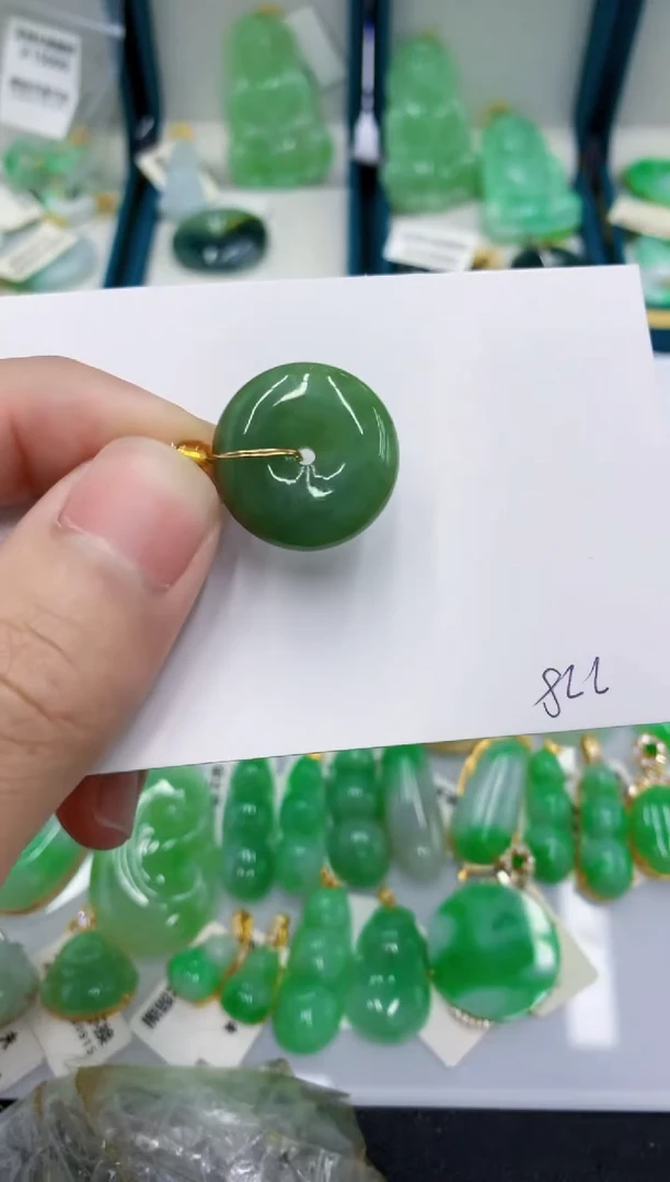 颈饰未镶嵌翡翠111111