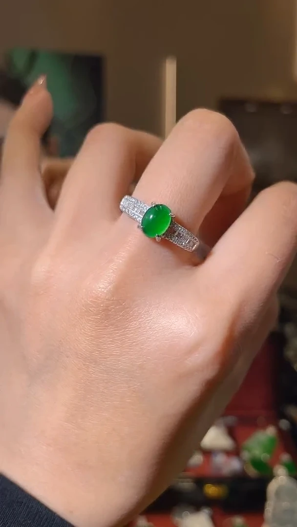 【闪购商品】翡翠戒指银S925镶嵌天然翡翠A货