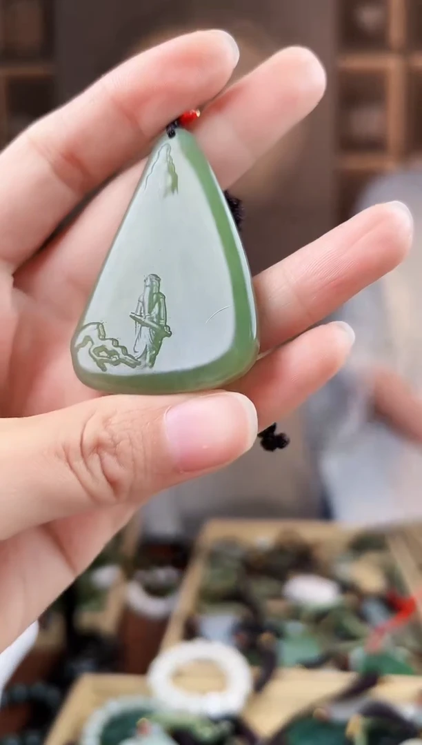 颈饰未镶嵌和田玉拍一发一，多样性发货