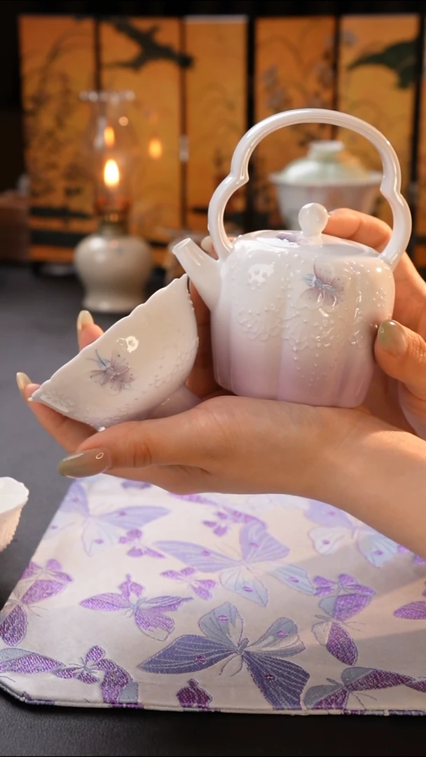 哈哈哈红红火火恍恍惚惚