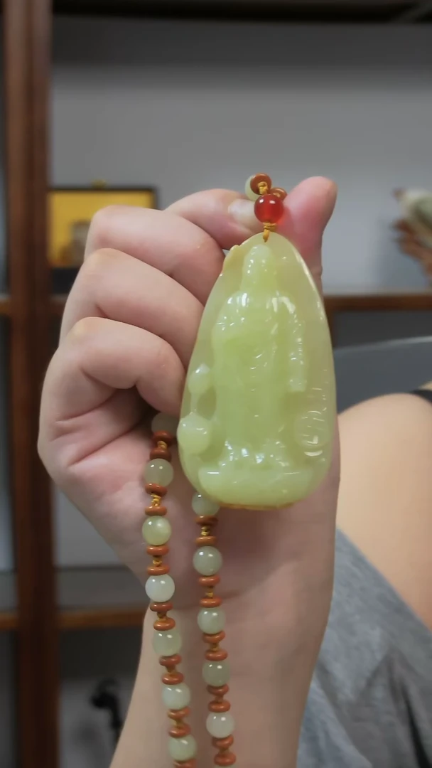 颈饰未镶嵌和田玉大日如来