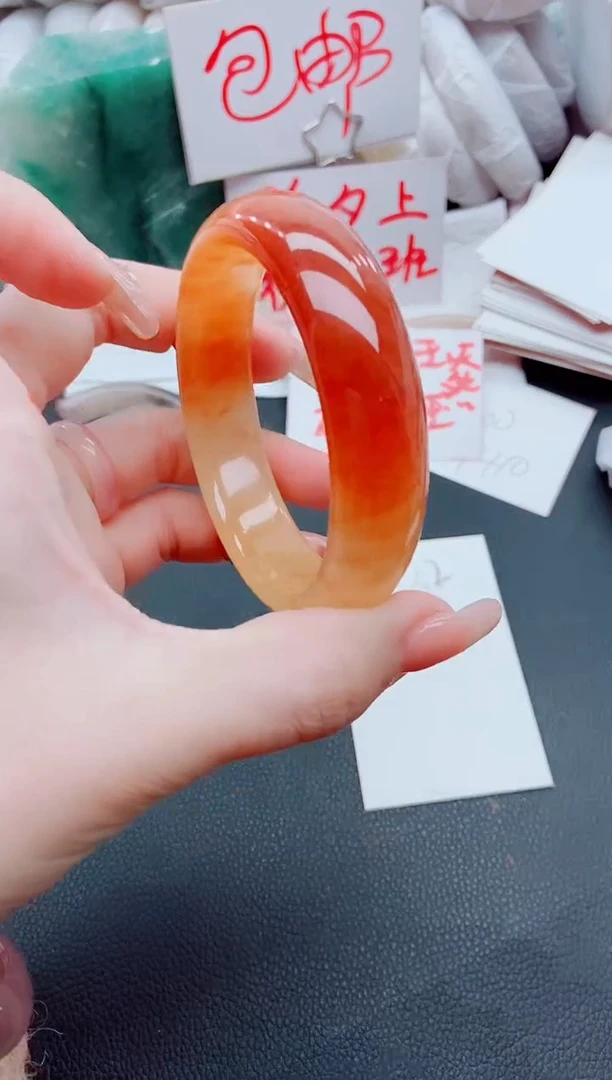 【闪购商品】石英质玉手镯未镶嵌J62-