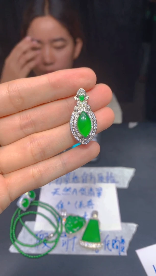 定制翡翠未镶嵌156多样性发货（发其一）