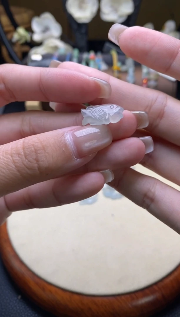 颈饰未镶嵌翡翠净货15794