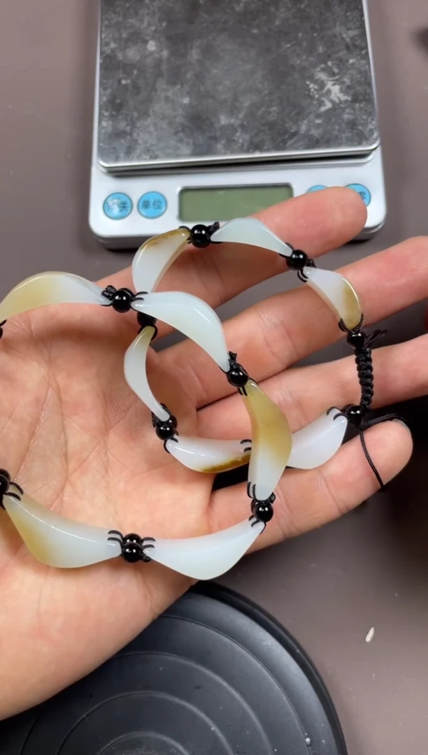 【闪购商品】和田玉颈饰未镶嵌多样性发货， 拍一发一