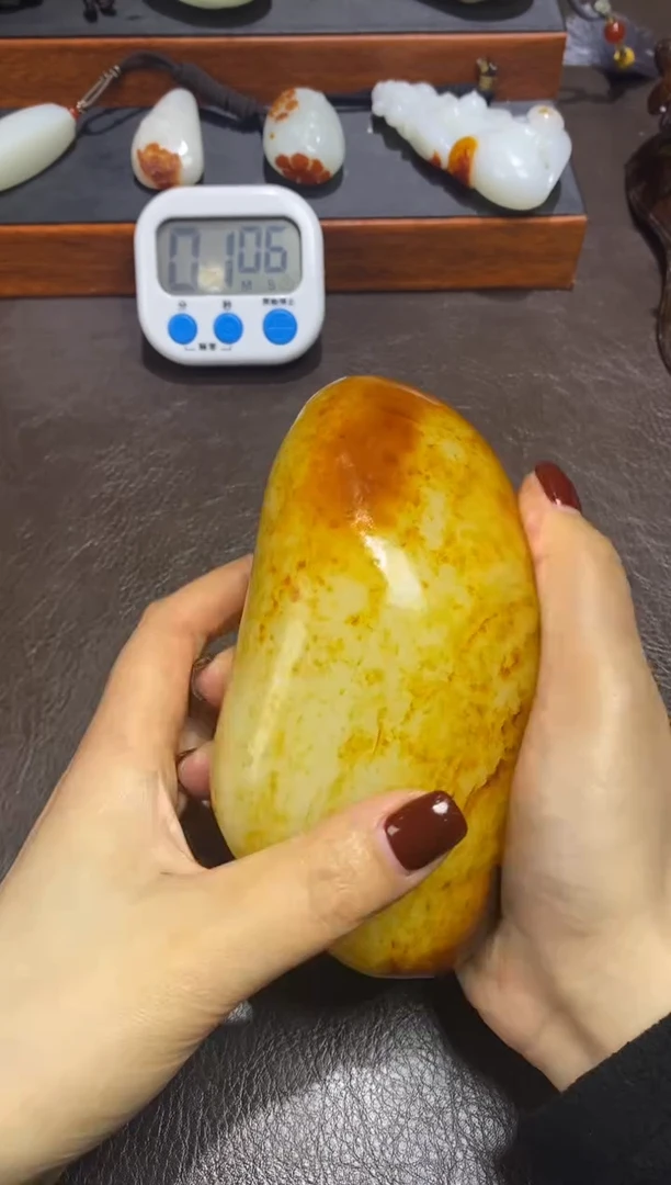 未镶嵌和田玉摆件知****…和田玉