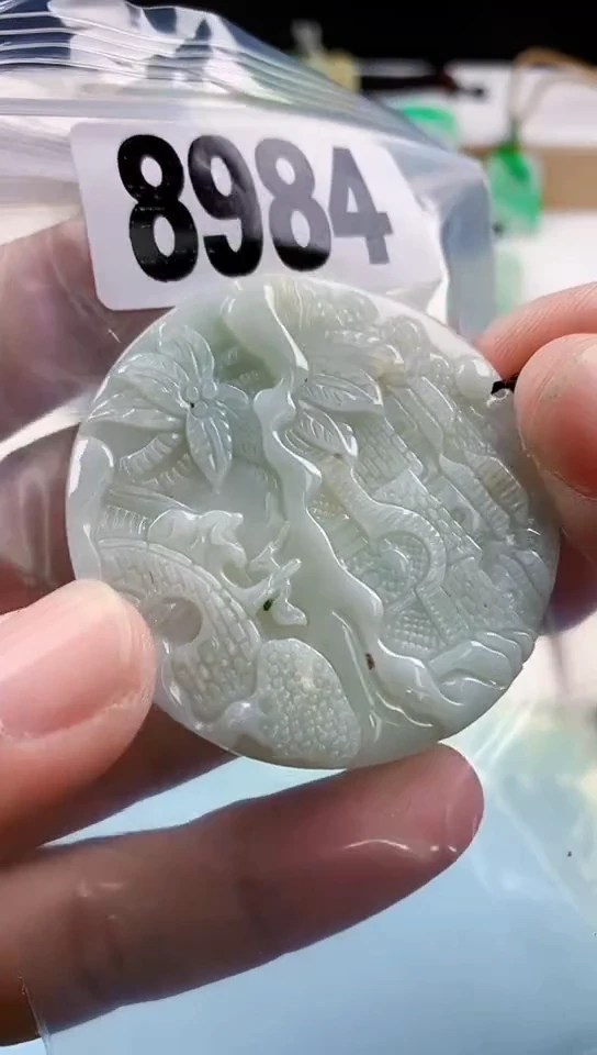 【闪购商品】翡翠挂件未镶嵌天然翡翠吊坠挂件