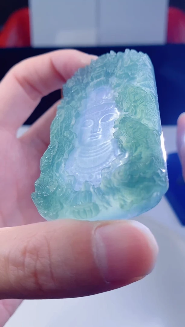 颈饰未镶嵌翡翠·