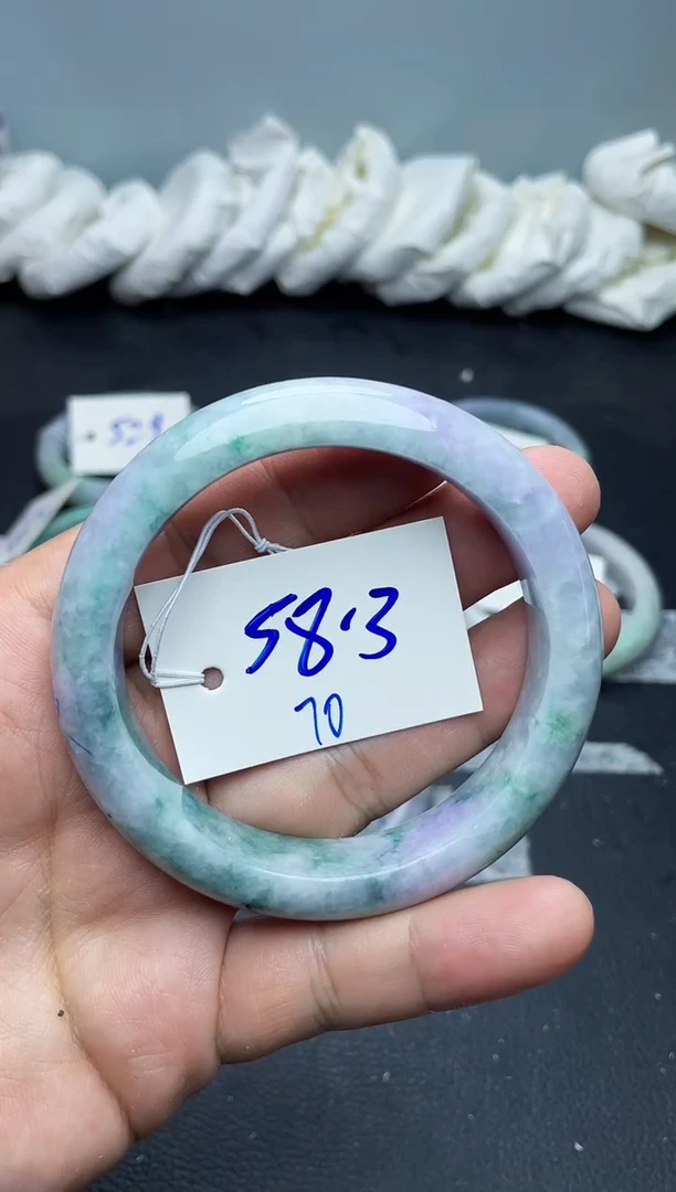 未镶嵌手镯翡翠70