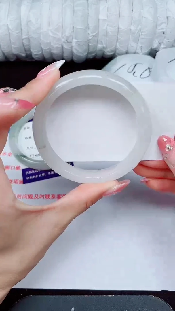 未镶嵌手镯石英质玉169-60/61
