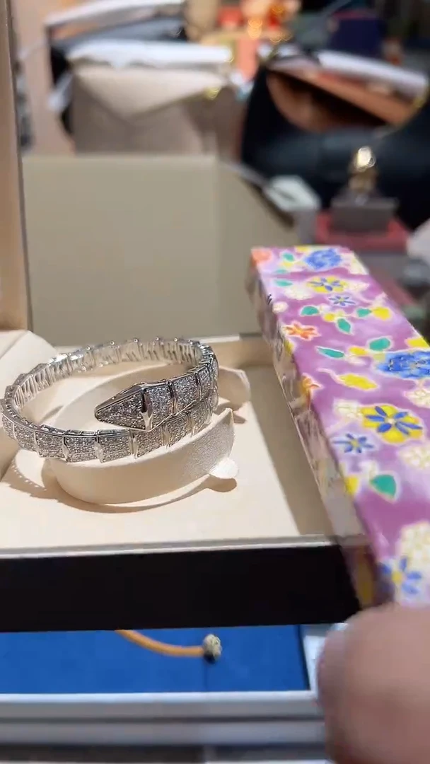 【闪购商品】瓷片正品保真，清库存