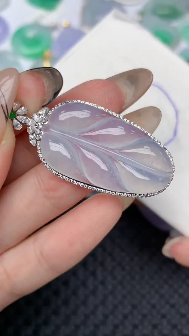 颈饰18K金镶嵌翡翠天然缅甸翡翠a货百元以上9元证书费自理