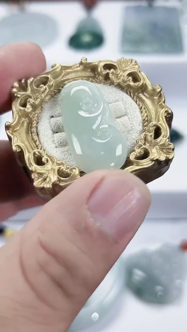 颈饰未镶嵌翡翠天然缅甸A货翡翠