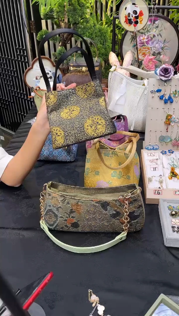 织绣?**?非遗绒花手工饰品V