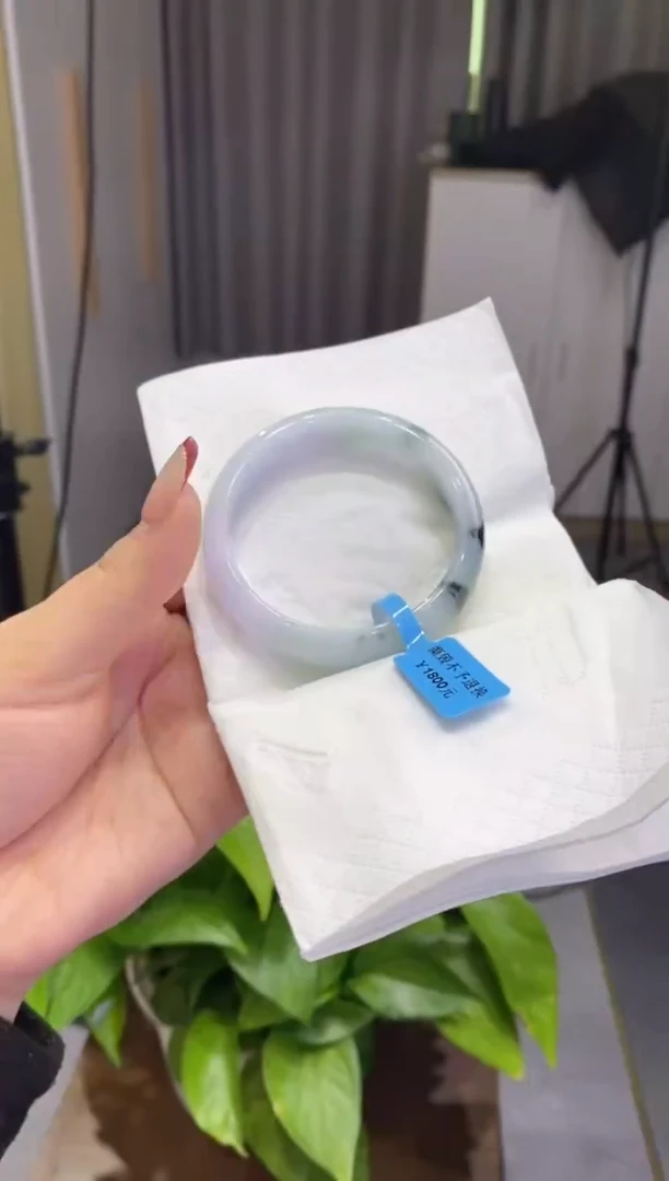 【闪购商品】翡翠手镯未镶嵌00000611