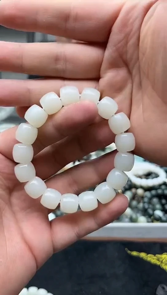 未镶嵌手串和田玉用****6纯天然新疆且末金山料白玉13特细