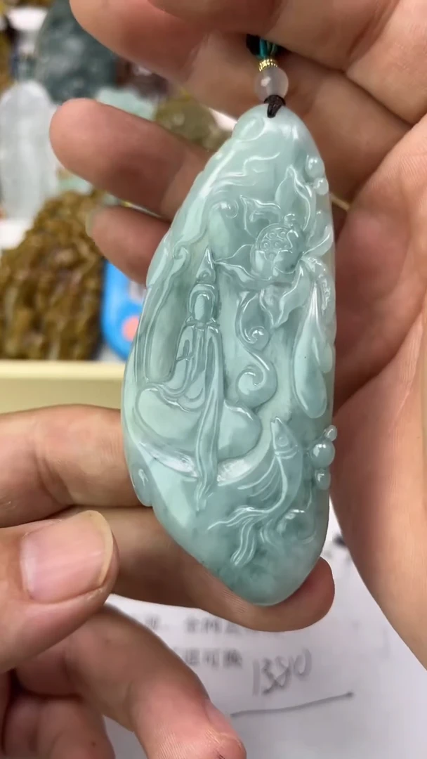 翡翠未镶嵌颈饰天然翡翠