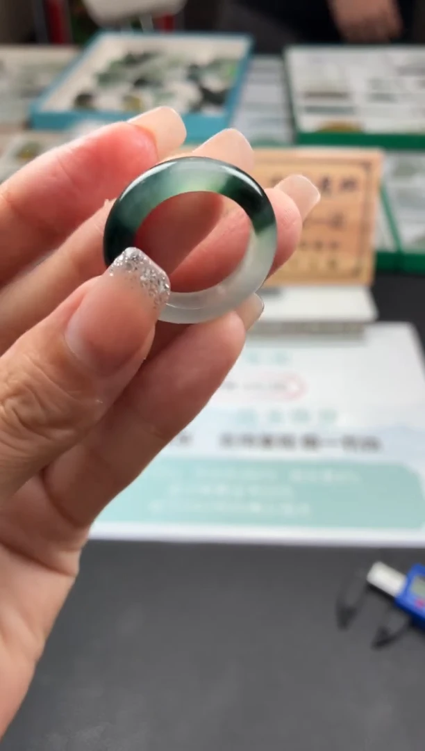 定制翡翠未镶嵌翡翠BJ094873