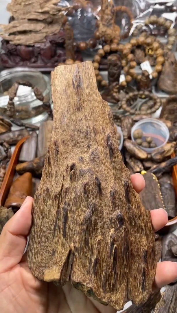 沉香沉香碎屑 文莱 沉香33.3