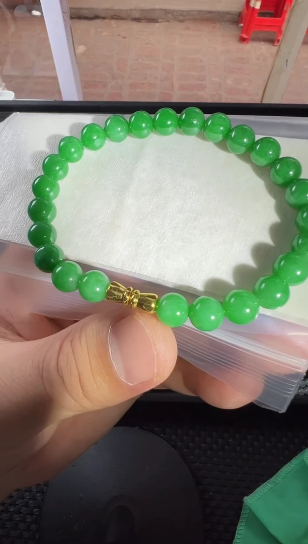 定制翡翠未镶嵌卡7+满绿手串