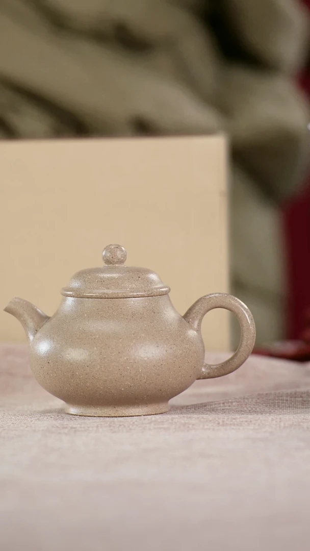 茶壶紫砂五彩老段泥精工潘壶170cc