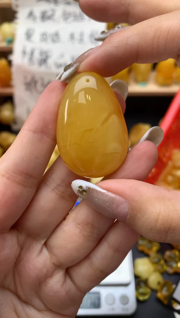 琥珀未镶嵌珠宝奇石048琥珀蜜蜡微瑕花粉