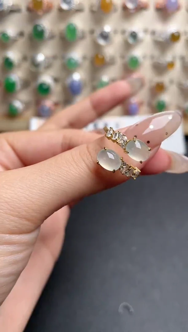 【闪购商品】翡翠戒指银S925镶嵌一物一证一礼盒