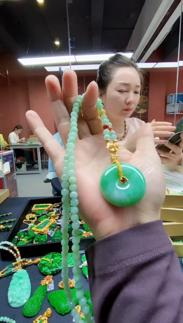 颈饰未镶嵌翡翠翡翠吊坠
