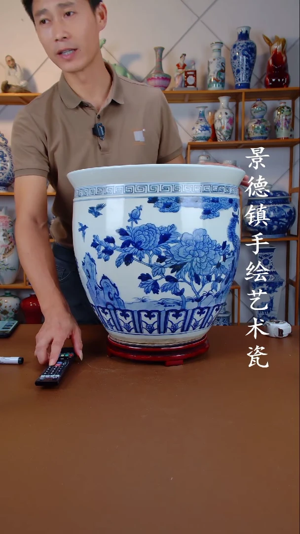 现代景德镇手工手绘陶瓷摆件43