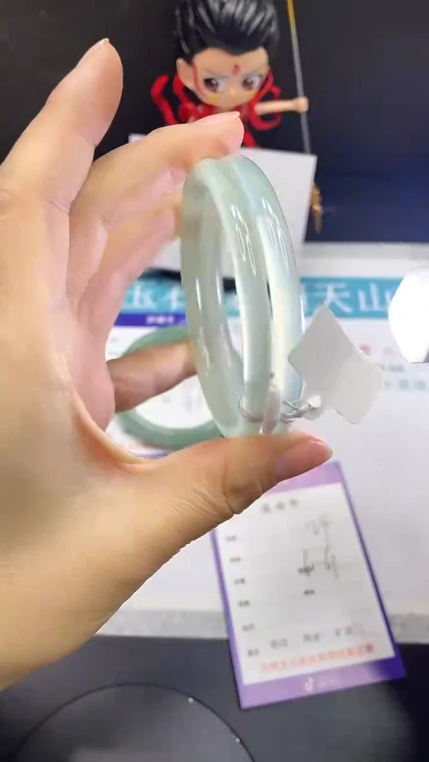 未镶嵌手镯石英质玉24