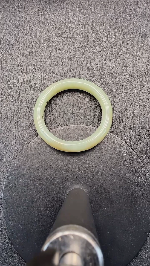 和田玉手镯未镶嵌246圈口53