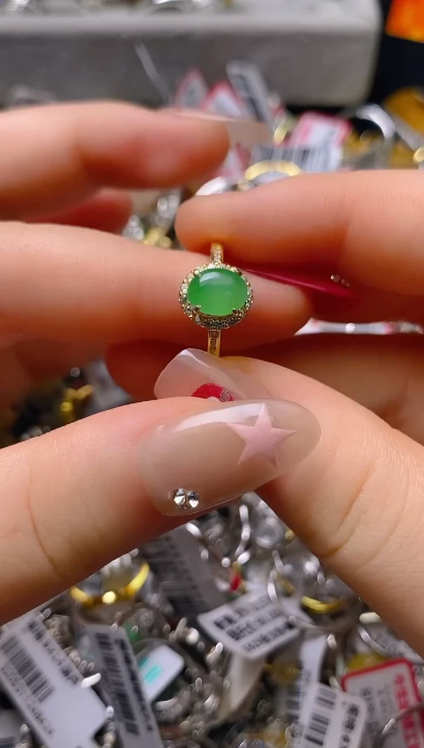 银S925镶嵌戒指翡翠百内无证书
