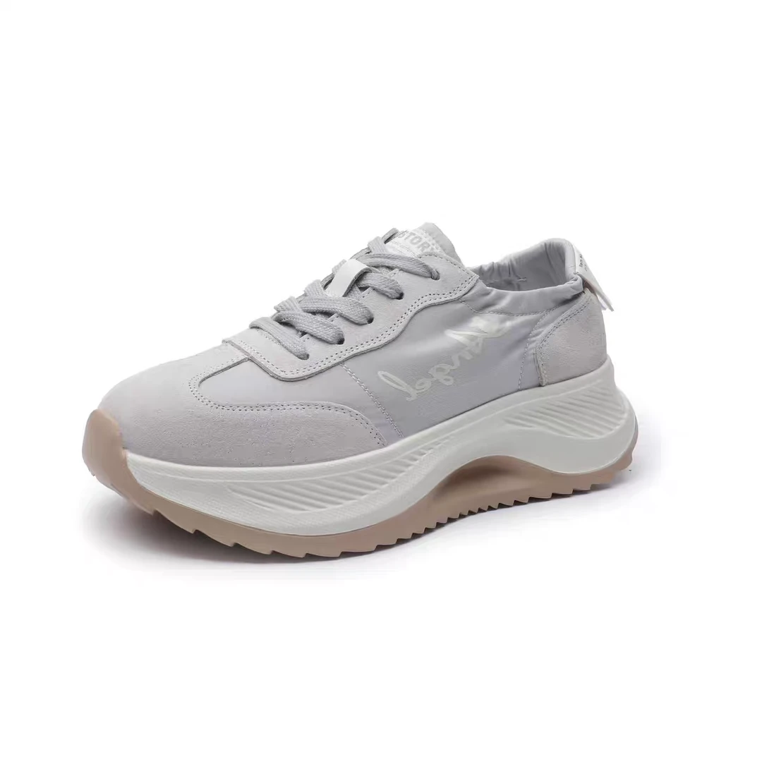 1095《设计师联名》新款真皮阿甘女鞋