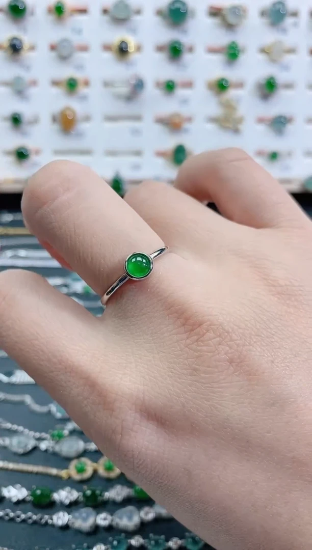 银S925镶嵌戒指翡翠天然翡翠