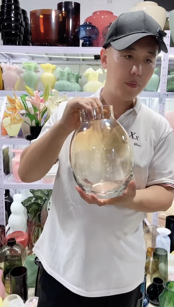 香槟色渐变花瓶微瑕介意勿拍