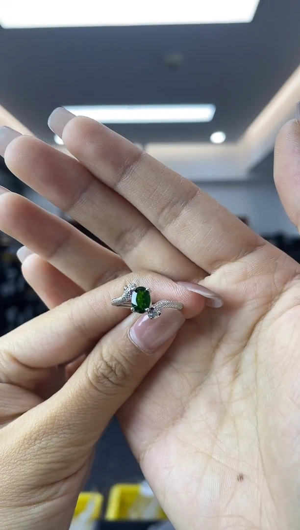 ·透辉石未镶嵌多样性一件发货