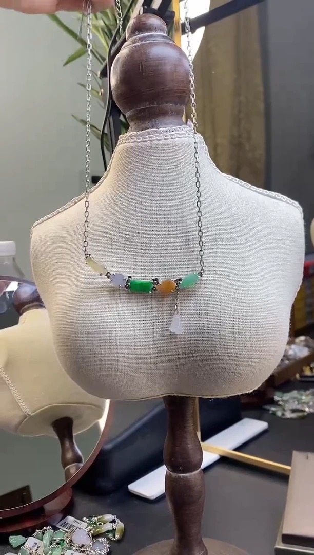 颈饰银S925镶嵌翡翠17869