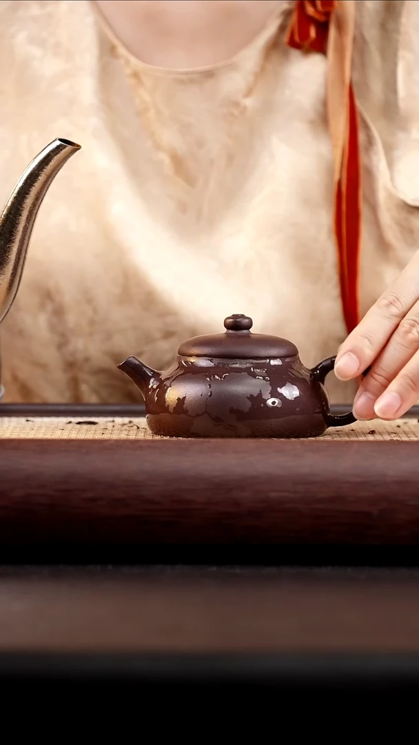 茶壶紫砂黑紫泥悦景