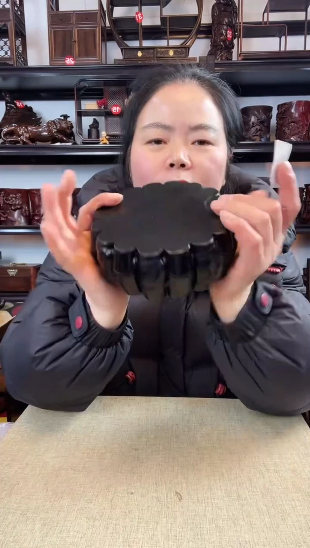 木老李红木工艺品167瑕疵